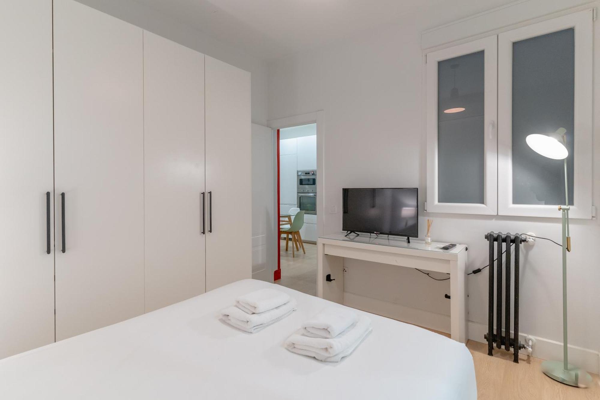 Ferienwohnung Cozy And Central-1Bd 1Bth- Cortes Madrid Exterior foto
