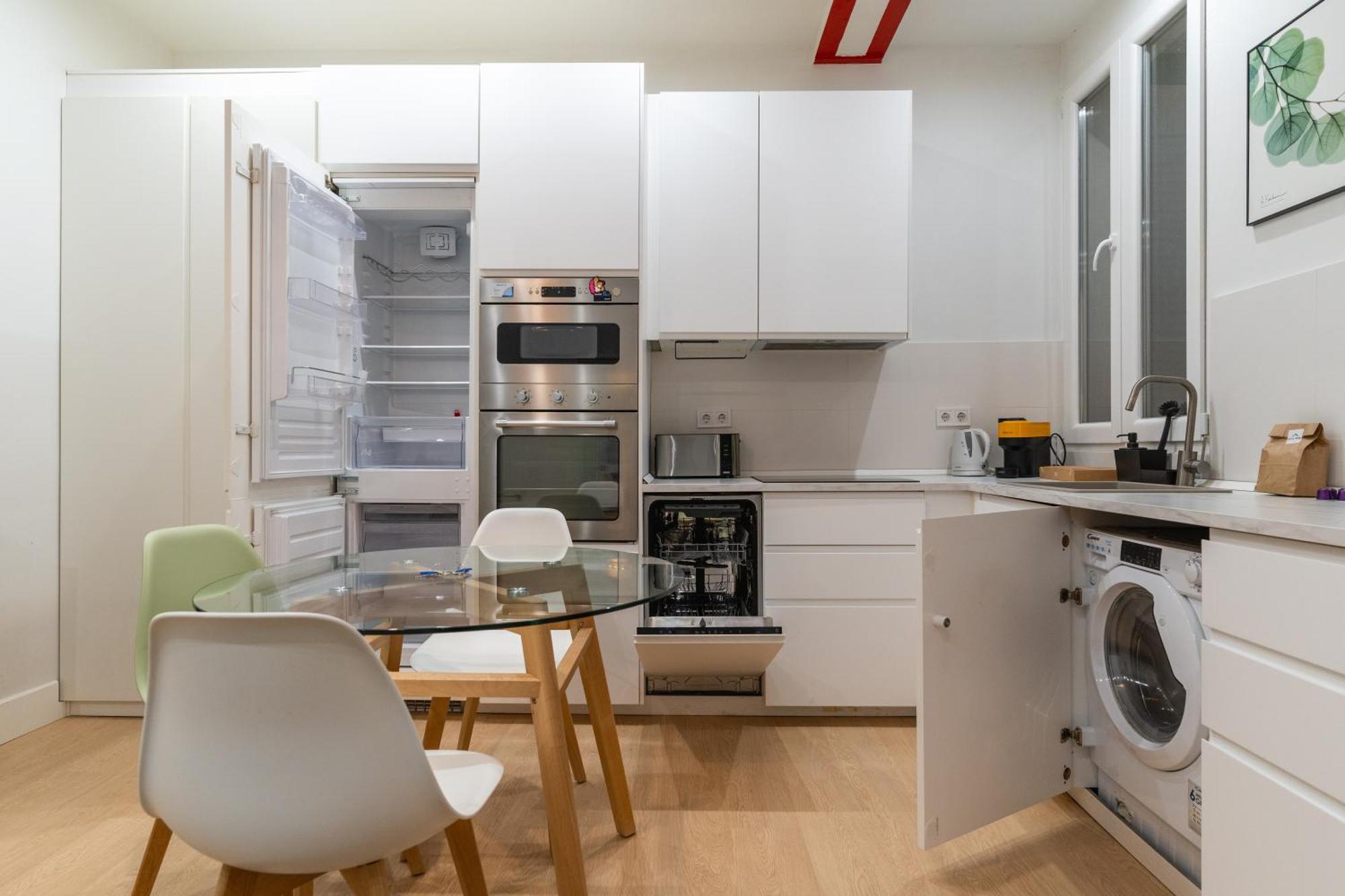 Ferienwohnung Cozy And Central-1Bd 1Bth- Cortes Madrid Exterior foto
